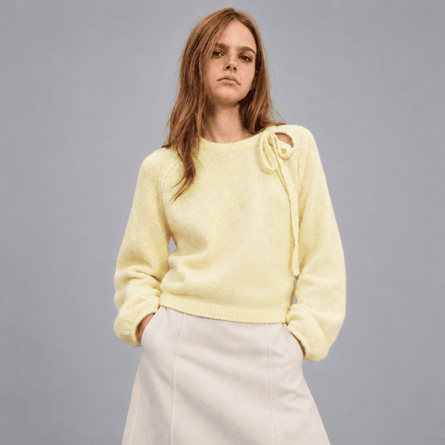 Bow-Collar Sweater — Light yellow